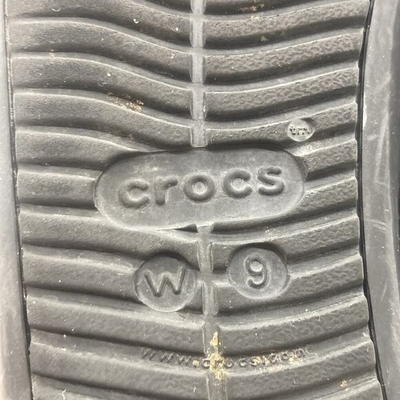 Womens Size 9 Crocs On The Clock Work Flat Matte Black Pointed Toe Flats - Picture 9 of 11